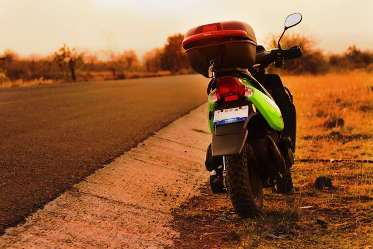 Top 5 des meilleures assurances moto en France pour une protection optimale